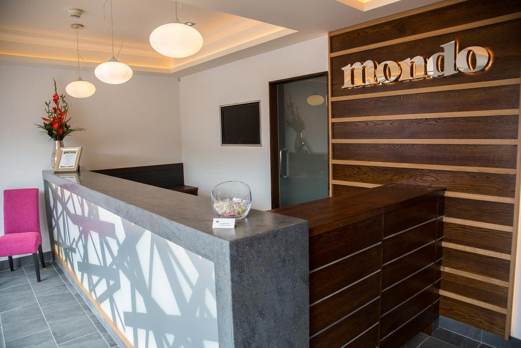 Mondo Hotel Coatbridge Ngoại thất bức ảnh