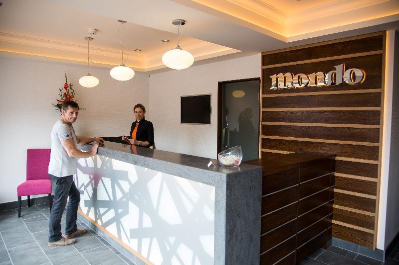 Mondo Hotel Coatbridge Ngoại thất bức ảnh